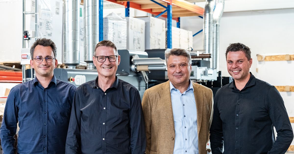 Fyra partners i Buchs Labels A/S: Thomas Hedegaard Søby, styrelseordförande.
Svend Erik Pedersen, säljchef. René Thorsen Bonde, säljchef. Henrik Olesen, vd